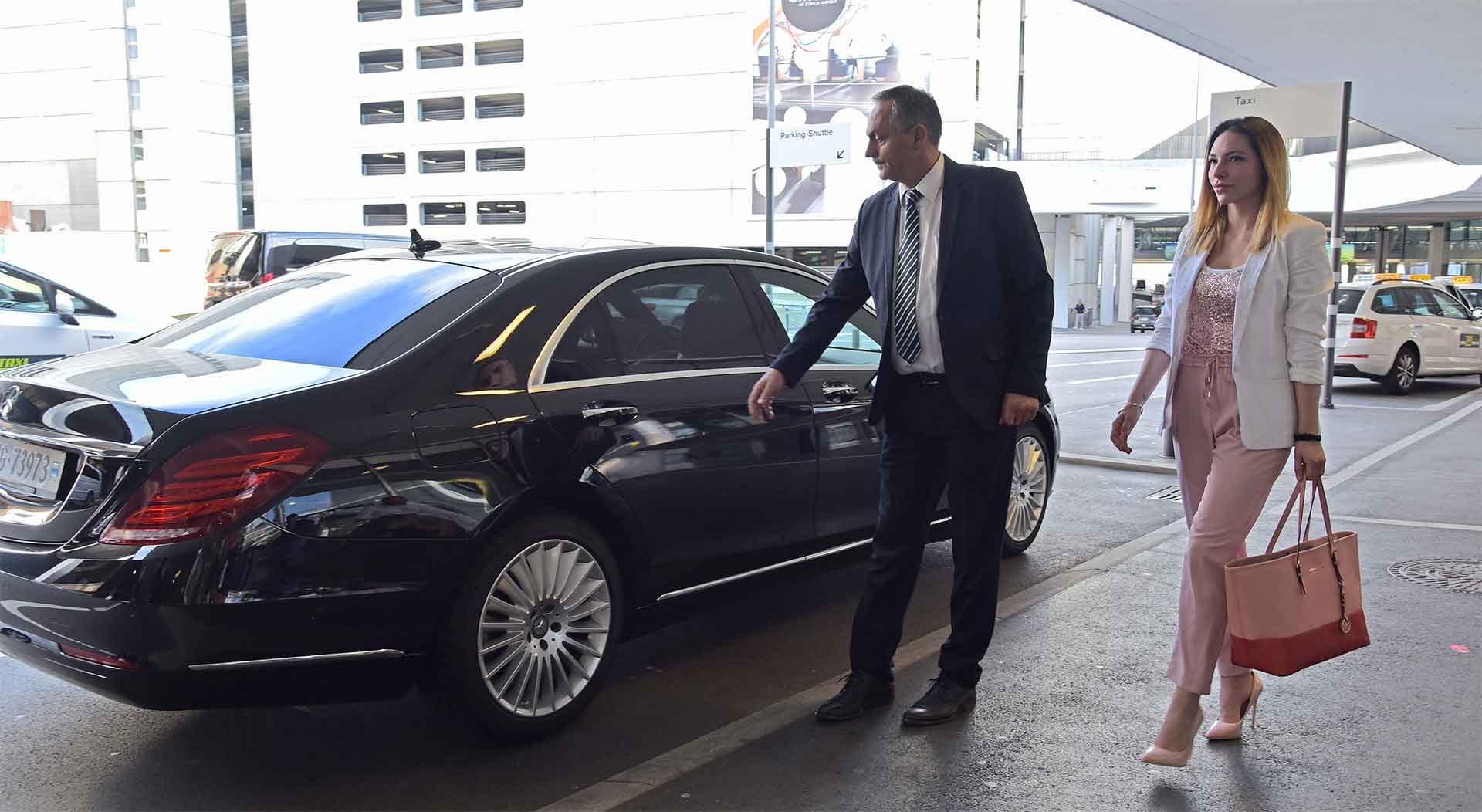 private-chauffeur-transfer-melbourne
